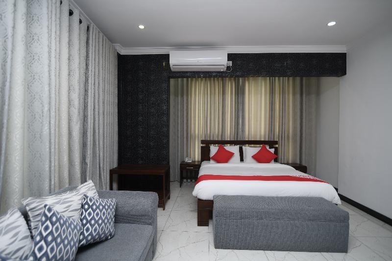 Oyo 256 Subash Hotel Jaffna Exteriör bild