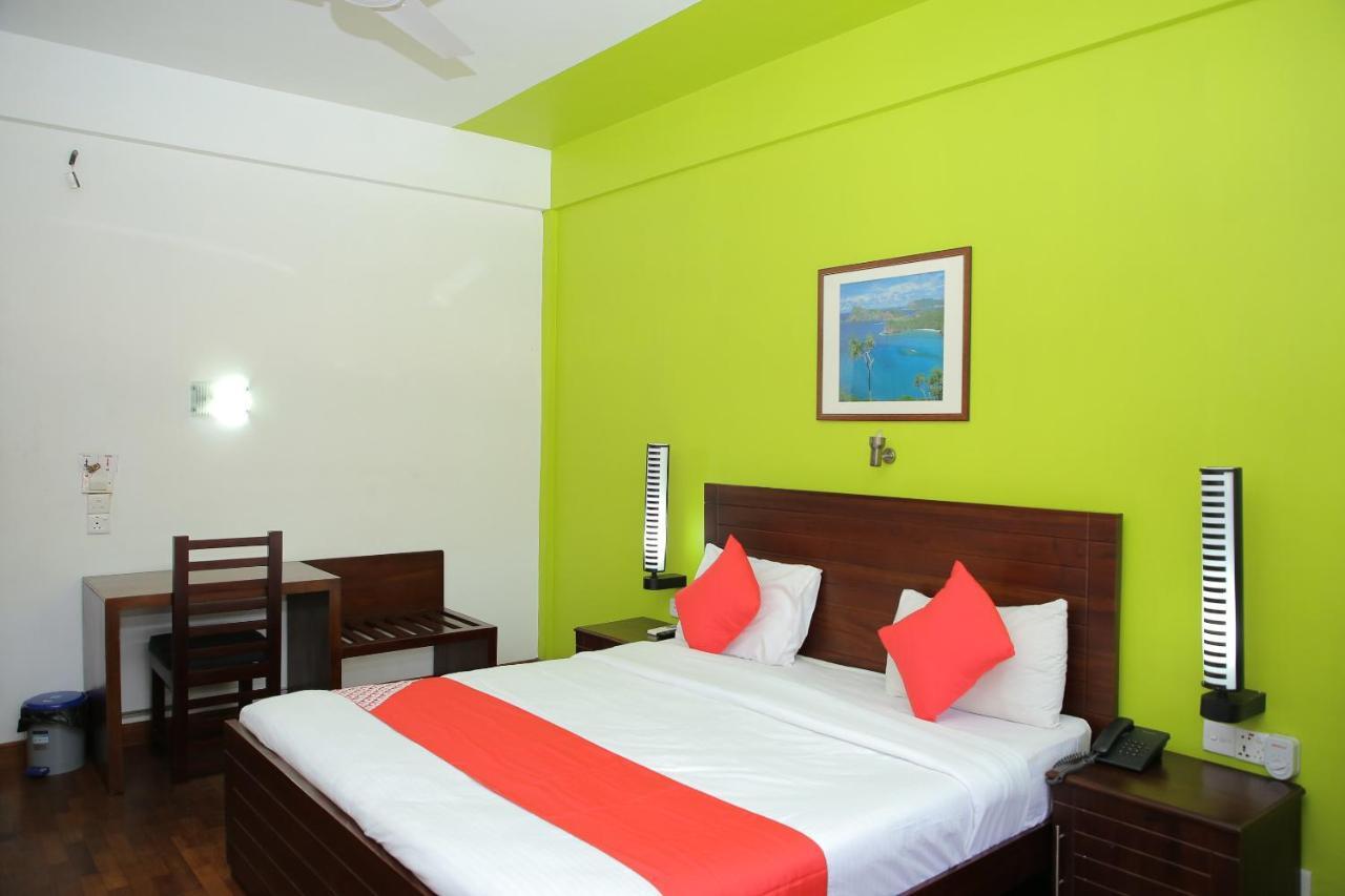 Oyo 256 Subash Hotel Jaffna Rum bild