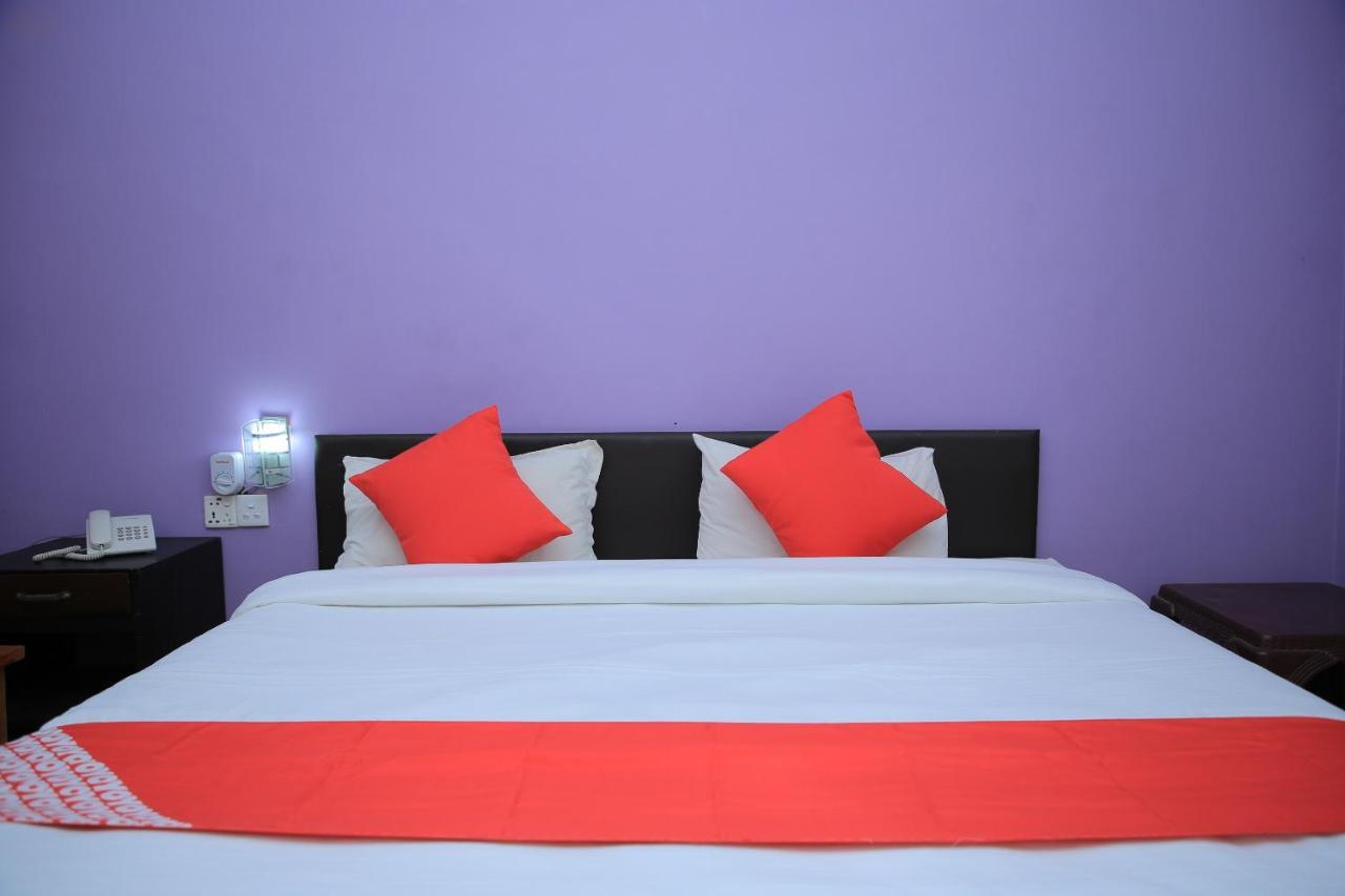 Oyo 256 Subash Hotel Jaffna Exteriör bild