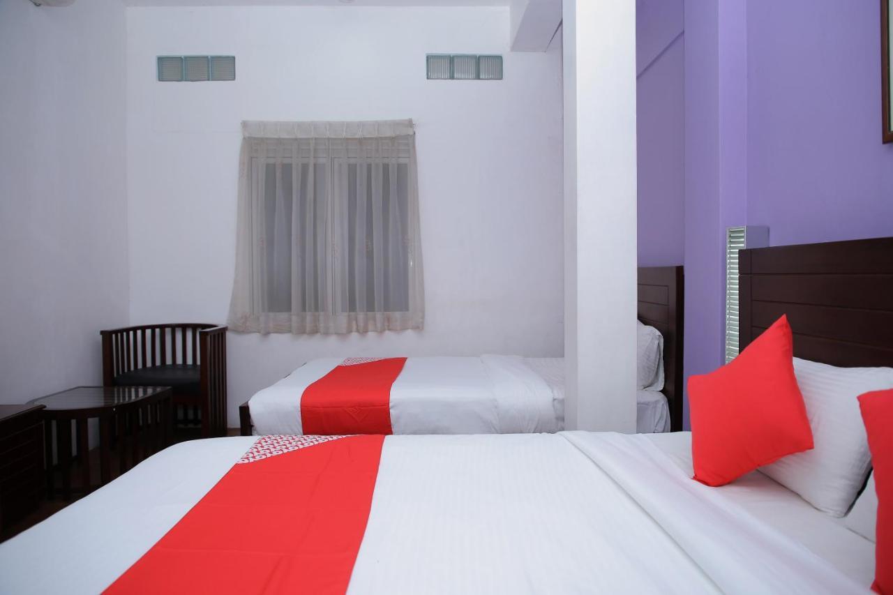 Oyo 256 Subash Hotel Jaffna Exteriör bild